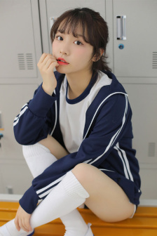 大奉打更人插花弄玉成语意思